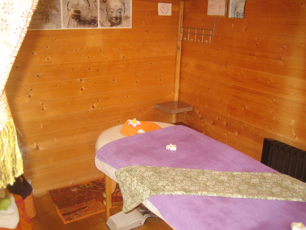 La salle de massage et sa décoration